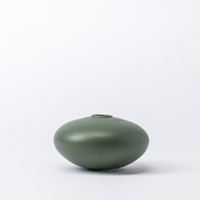 Alev Ebüzziyu Siesbye - Alev - vase 02 - small - elm green