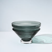 Nicholai Wiig-Hansen - Relæ - bol en verre - large - smokey gray