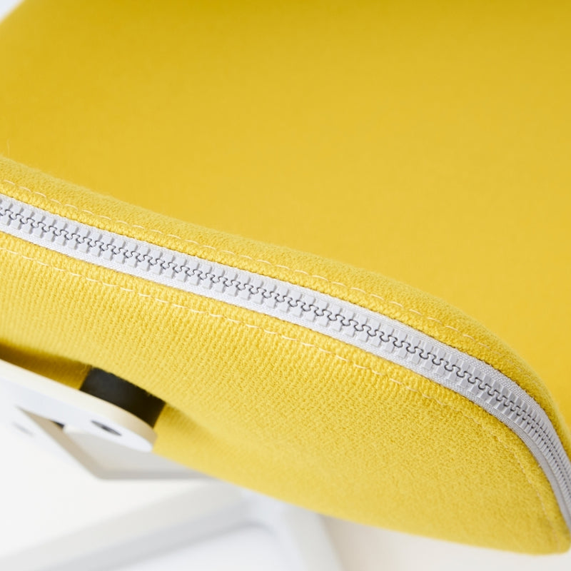 raawii Erwan Bouroullec - Arba Lounge chair - Upholstered Kvadrat Vidar Lounge chair Light grey base / Kvadrat Vidar 0443 yellow fabric
